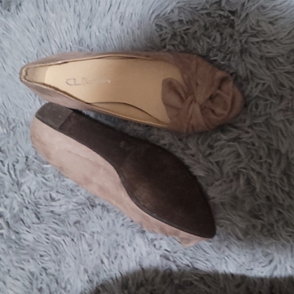 Flats - Picture 2 of 2